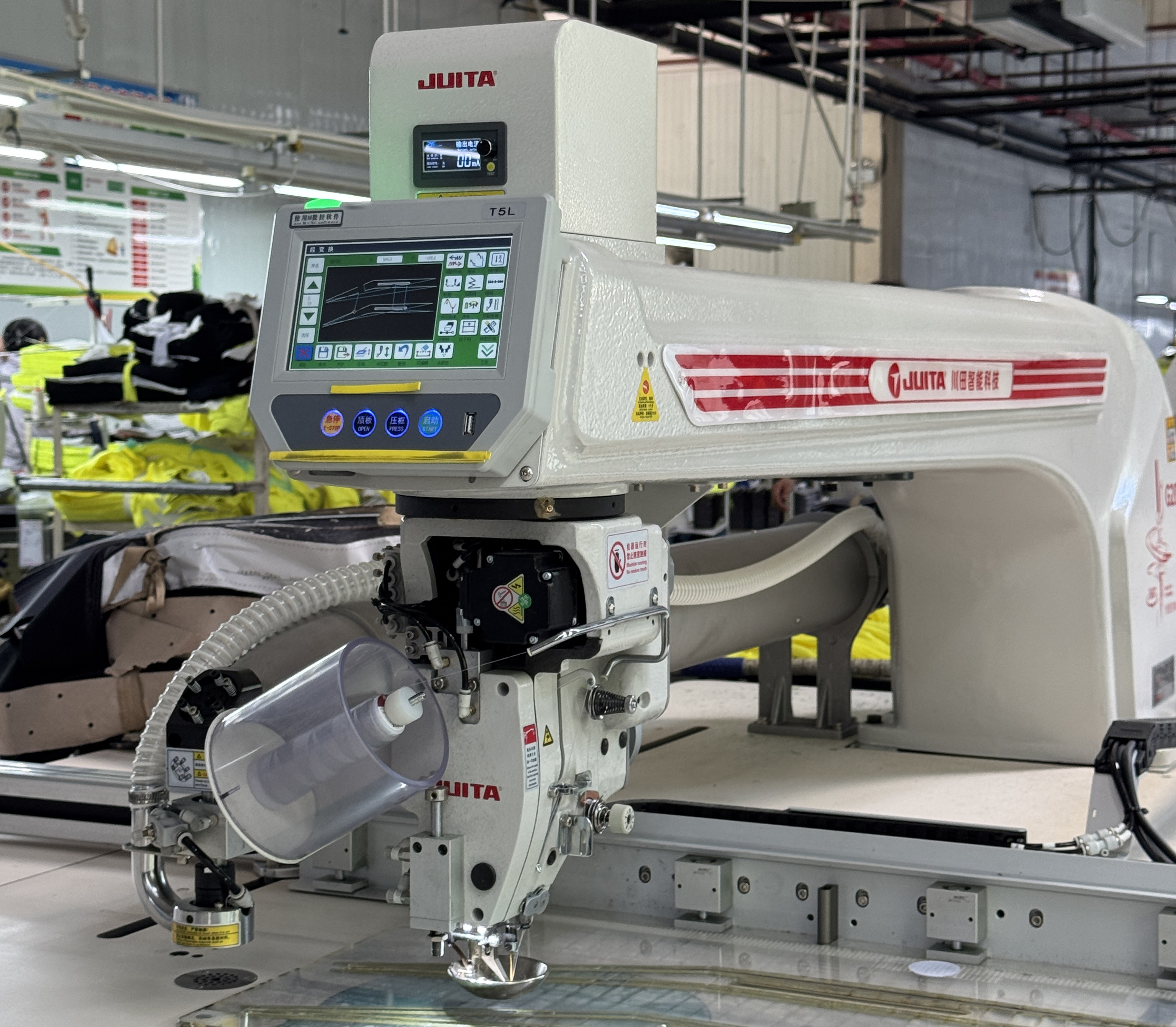 Automatic template sewing machine