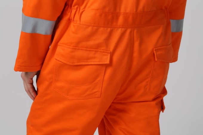 Breathable Mens Winter Work Coveralls For Electric Power Industry 4