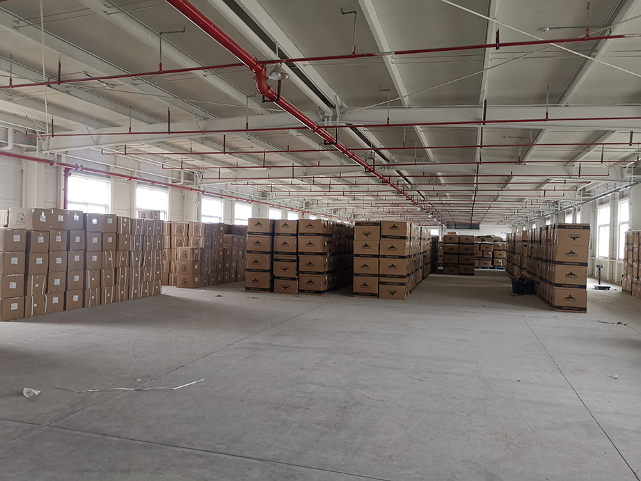 Finished products warehouse 4